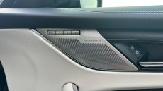 Jaguar F-Pace 2.0 D200 R-Dynamic HSE Black 5dr Auto AWD Diesel Estate